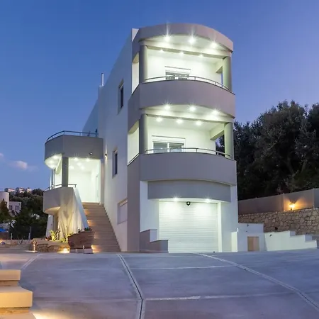 Pan Areti By Select Villa *